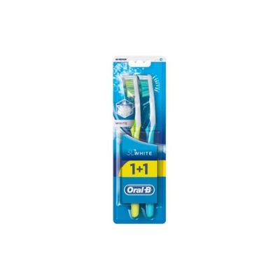 Oral-B Advantage 3D White Medium fogkefe